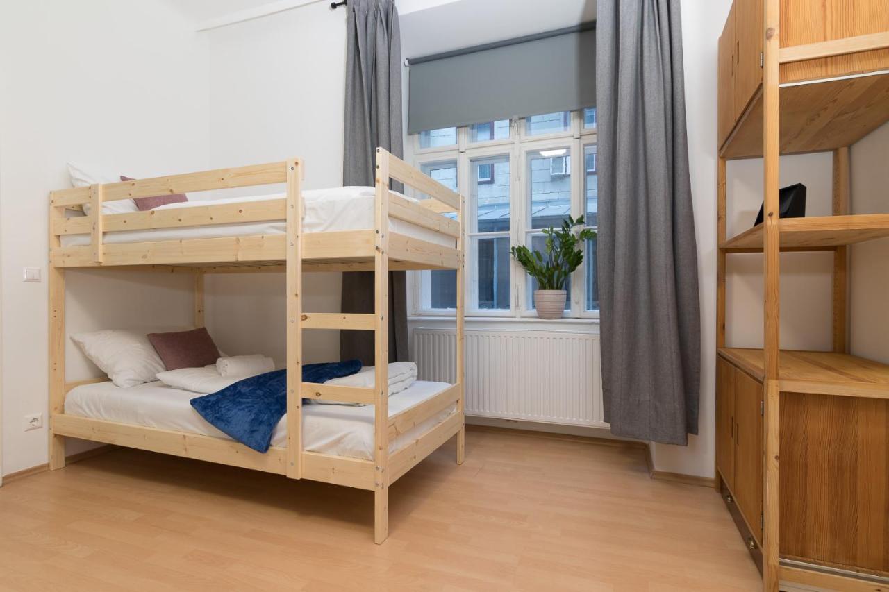 Spacious 2 Bedrooms Apartment In 4Th District Near Karlskirche Wien Exteriör bild